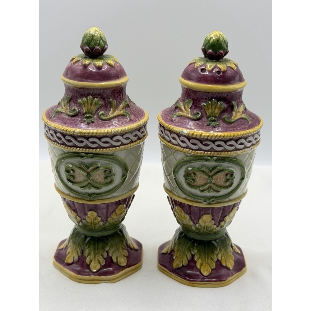 Fitz and Floyd Baronial Home Salt and Pepper Shaker Showroom Sample Read!
